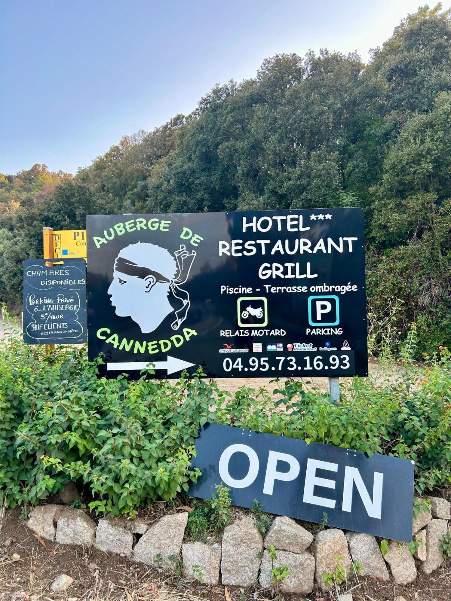 Auberge De Cannedda Сари Соленцара Екстериор снимка